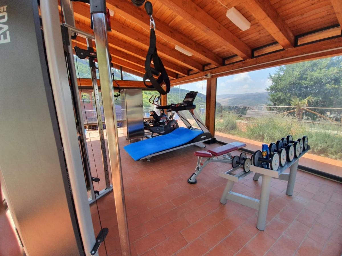 Resort San Nicola - Restaurant And Wellness Fitness Polizzi Generosa Exteriör bild